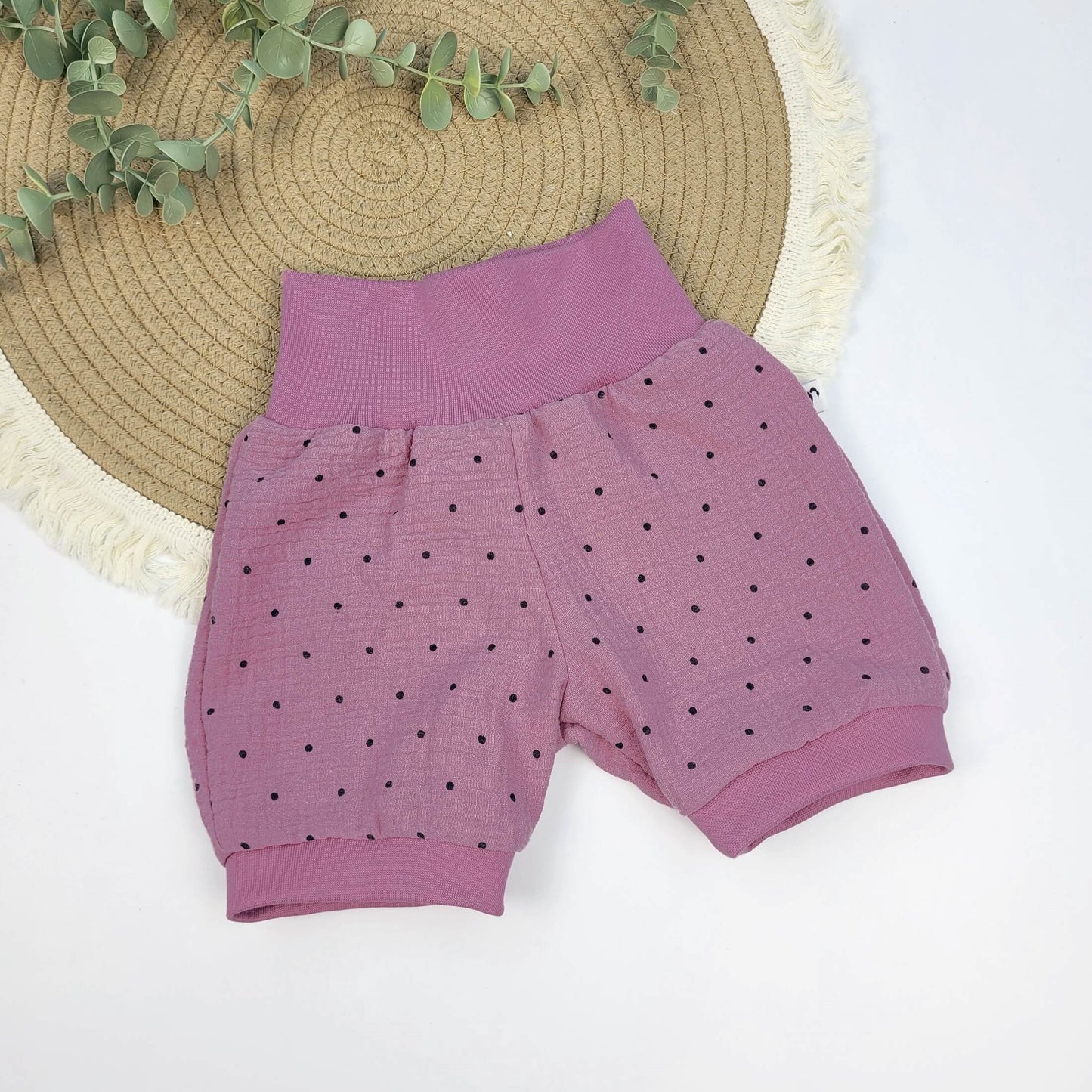 Musselin-Shorts altrosa Punkte Gr. 74/80