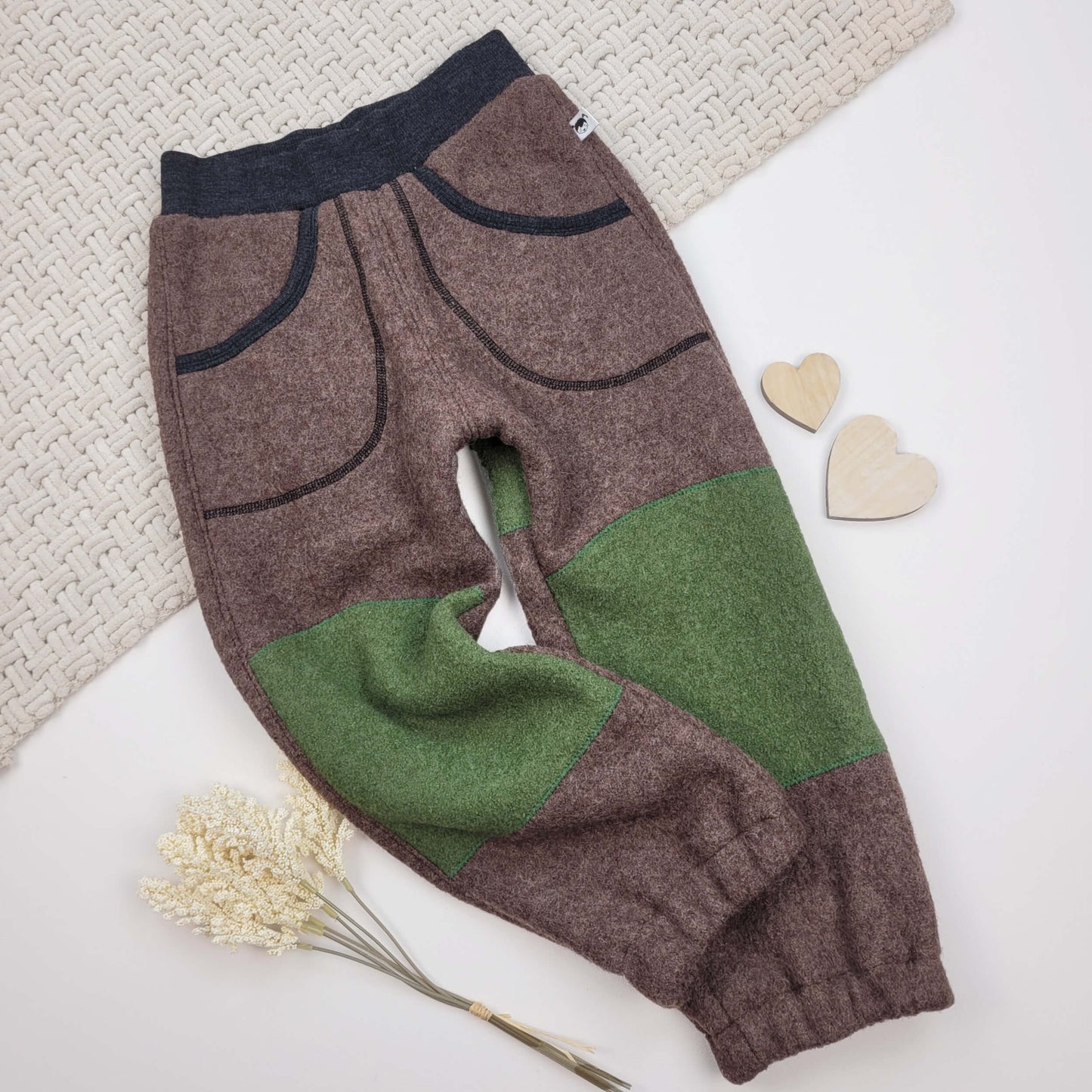 Walkhose braun mit Wollbündchen Gr. 110