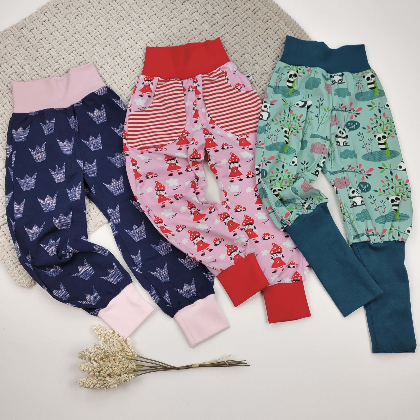 Hosen 3er Set Panda/Pilz/Krone Gr. 98/104