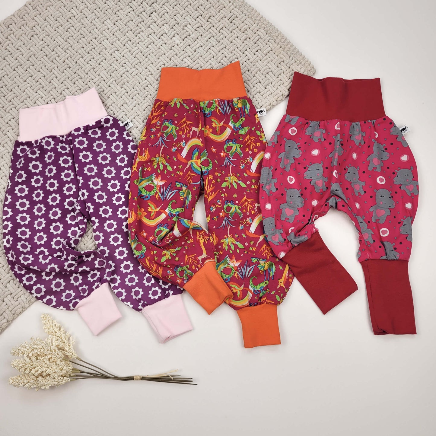 Hosen 3er Set Nilpferd/Blume/bunt Gr. 74/80