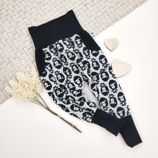 Joggers Schafe Gr. 86/92