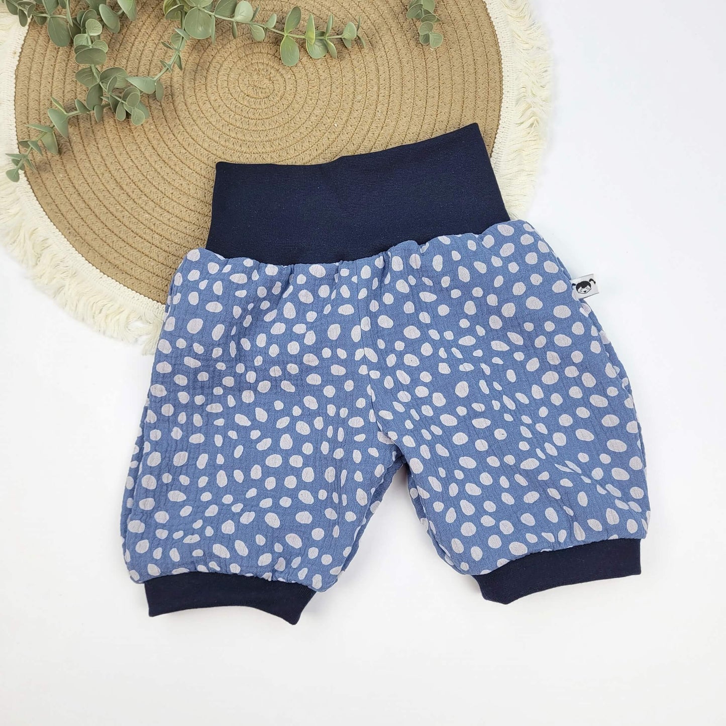 Musselin-Shorts blau dots Gr. 110/116
