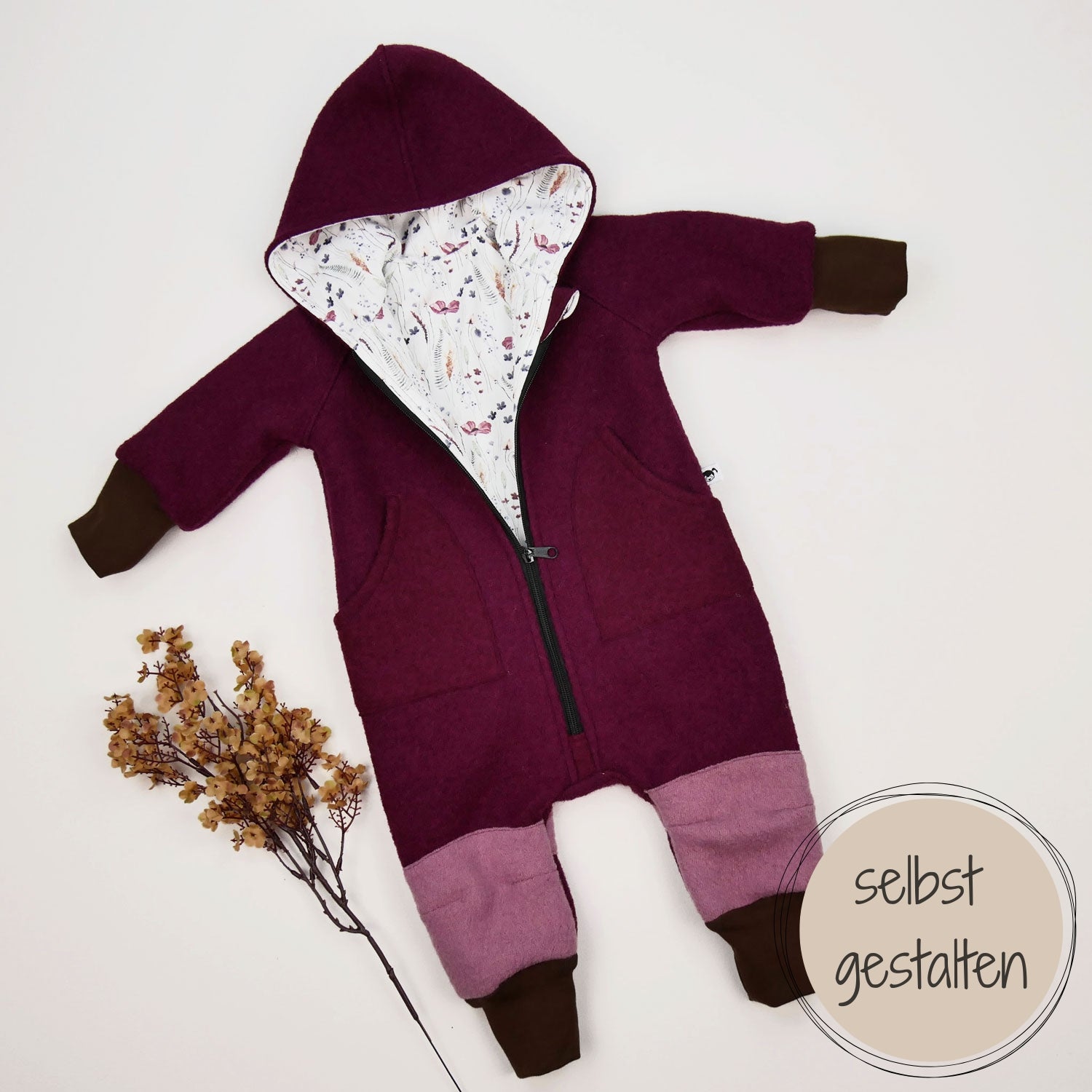 Babyoverall aus Wollwalk mit Jerseyfutter, individuell gestaltbar mit dem Konfigurator, mit optionalen Knie- und Popatches, handgefertigt